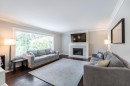 1566 Shaughnessy Street, Port Coquitlam, BC  - Indoor Photo Showing Living Room With Fireplace 