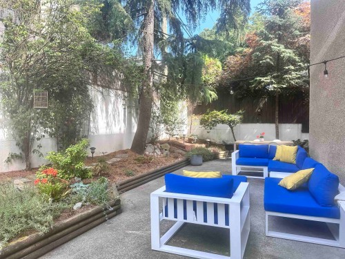 201-120 4Th Street E, North Vancouver, BC - Outdoor
