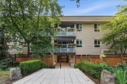 309-825 7th Avenue E Vancouver, BC V5T 1P4