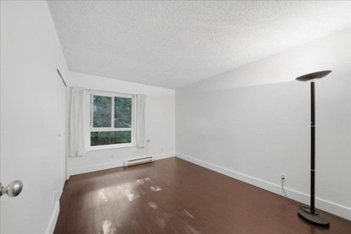 309-825 7Th Avenue E, Vancouver, BC - Indoor Photo Showing Other Room