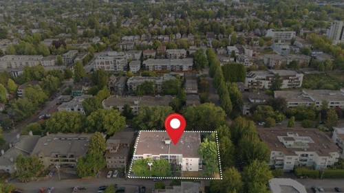 309-825 7Th Avenue E, Vancouver, BC -  With View