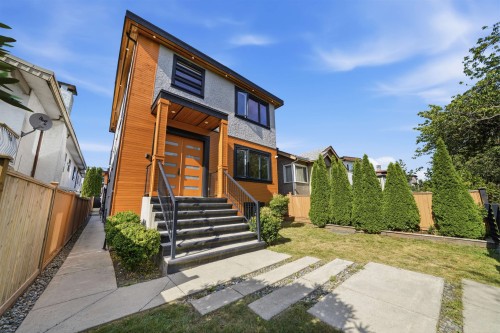 3123 7Th Avenue E, Vancouver, BC - Outdoor