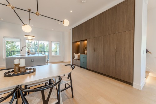 2-8483 16 Avenue, Burnaby, BC - Indoor Photo Showing Dining Room