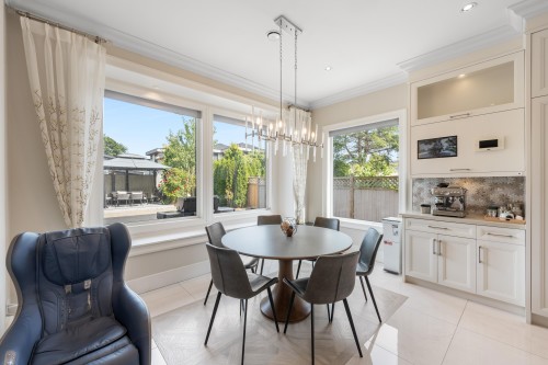 7160 Parry Street, Richmond, BC - Indoor Photo Showing Dining Room