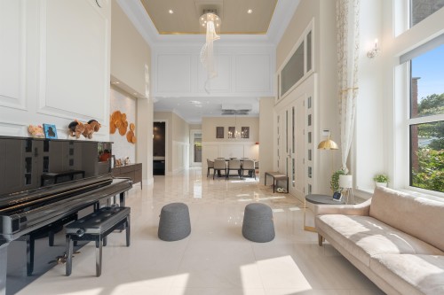 7160 Parry Street, Richmond, BC - Indoor