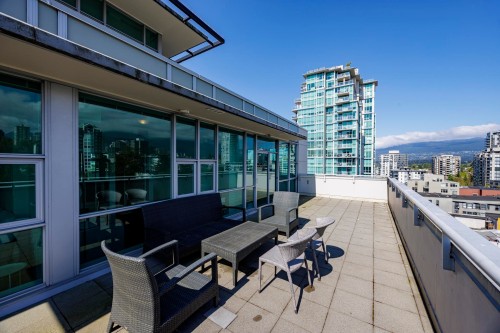 Ph1-168 Esplanade E, North Vancouver, BC - Outdoor With Exterior
