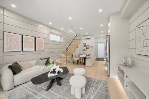 3430 Mons Drive, Vancouver, BC - Indoor Photo Showing Other Room