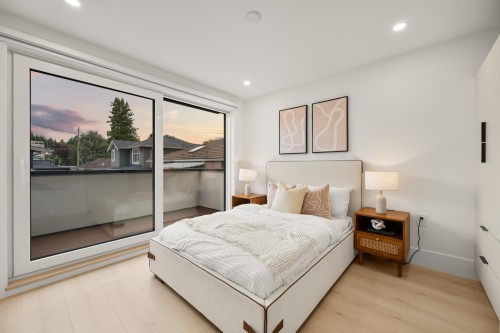 3430 Mons Drive, Vancouver, BC - Indoor Photo Showing Bedroom