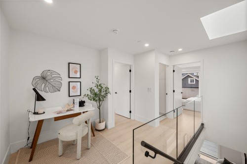 3430 Mons Drive, Vancouver, BC - Indoor Photo Showing Other Room