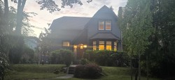 407 St. George Street New Westminster, BC V3L 1L1