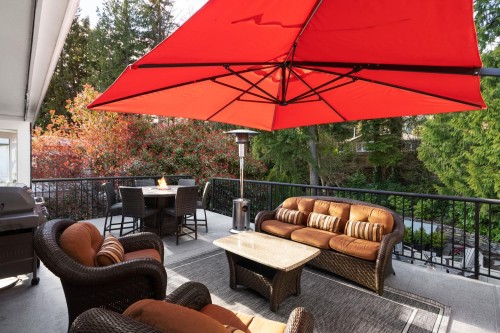 956 Belvista Crescent, North Vancouver, BC - Outdoor With Deck Patio Veranda With Exterior