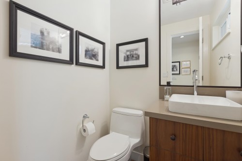 4715 Hoskins Road, North Vancouver, BC 