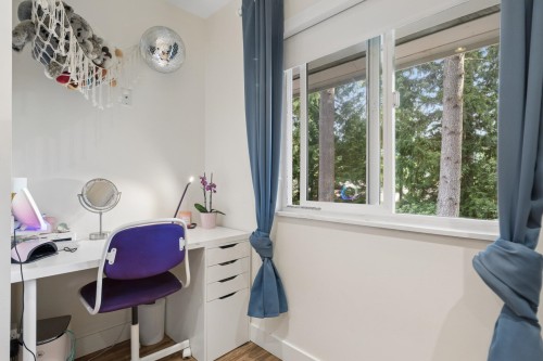 4715 Hoskins Road, North Vancouver, BC 