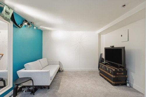 4715 Hoskins Road, North Vancouver, BC 