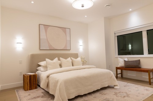 4-8483 16 Avenue, Burnaby, BC - Indoor Photo Showing Bedroom
