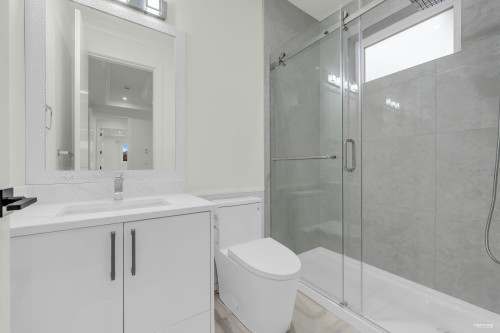 3651 Francis Road, Richmond, BC - Indoor Photo Showing Bathroom