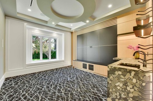 10660 Roselea Crescent, Richmond, BC - Indoor Photo Showing Other Room
