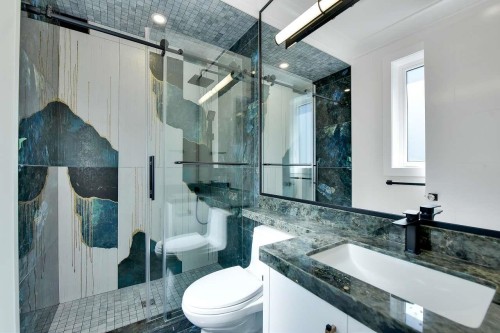 10660 Roselea Crescent, Richmond, BC - Indoor Photo Showing Bathroom