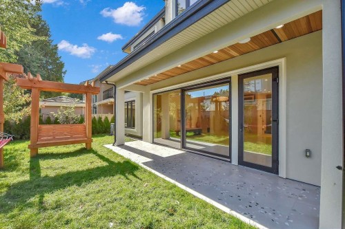 10660 Roselea Crescent, Richmond, BC - Outdoor With Exterior