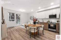 5085 Mchardy Street Vancouver, BC V5R 0L7