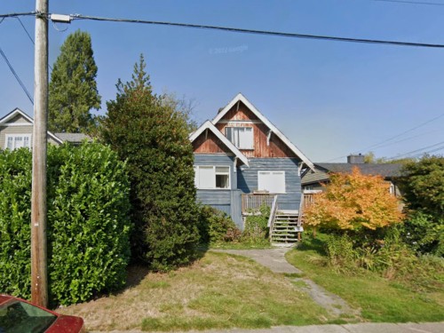428 14Th Street E, North Vancouver, BC - Outdoor