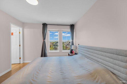 5-7360 Gilbert Road, Richmond, BC - Indoor Photo Showing Bedroom