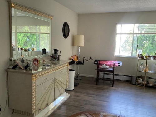 1560 Vinson Creek, West Vancouver, BC - Indoor