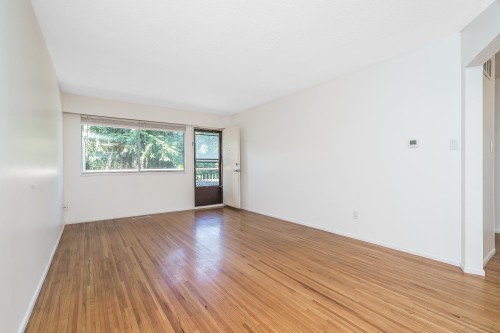 305 Marathon Court, Coquitlam, BC - Indoor Photo Showing Other Room