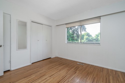 305 Marathon Court, Coquitlam, BC - Indoor Photo Showing Other Room