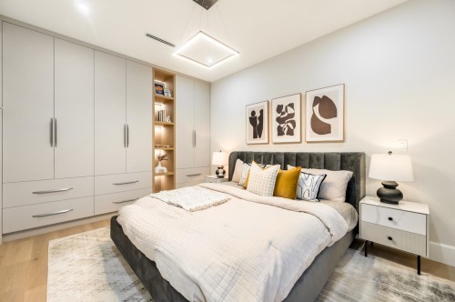 2078 57Th Avenue W, Vancouver, BC - Indoor Photo Showing Bedroom