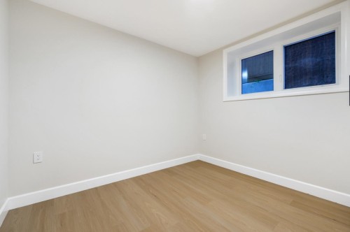 2078 57Th Avenue W, Vancouver, BC - Indoor Photo Showing Other Room