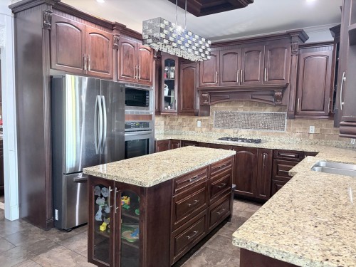 8068 11Th Avenue, Burnaby, BC - Indoor Photo Showing Kitchen With Double Sink With Upgraded Kitchen