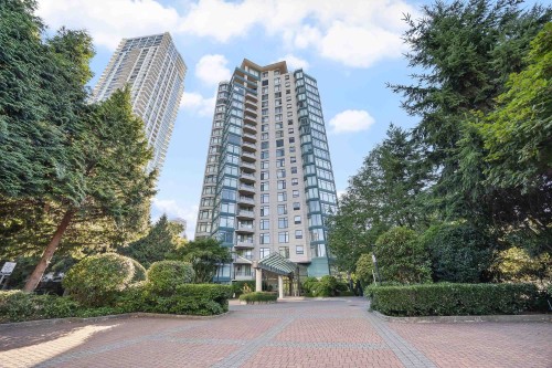 705-4505 Hazel Street Street  Burnaby, BC V5H 4T1