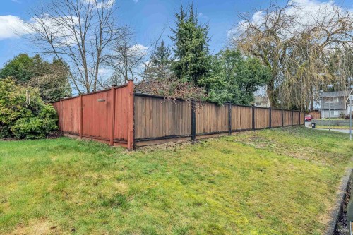 22938 Fuller Avenue, Maple Ridge, BC - Outdoor