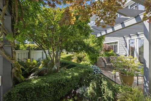 2621 Bellevue Avenue, West Vancouver, BC - Outdoor