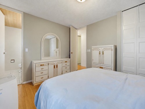 3204 Mariner Way, Coquitlam, BC - Indoor Photo Showing Bedroom