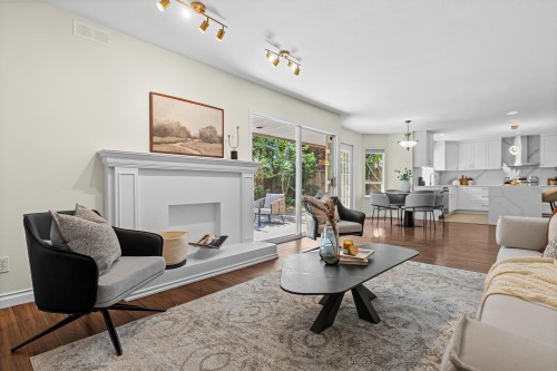 12051 Imperial Drive, Richmond, BC - Indoor Photo Showing Living Room With Fireplace