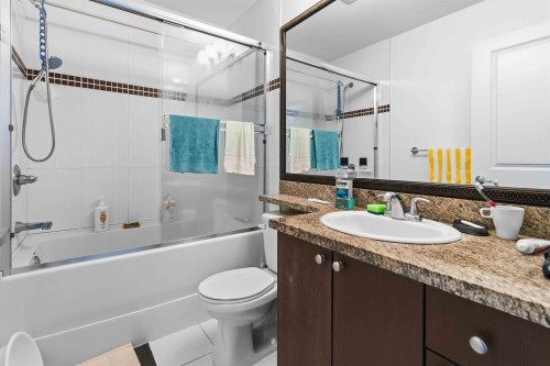5-9391 Alberta Road, Richmond, BC - Indoor Photo Showing Bathroom