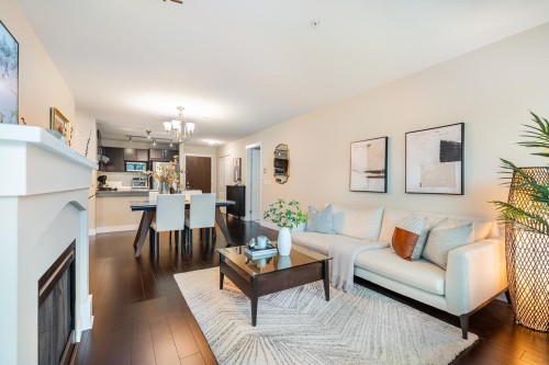 302-3110 Dayanee Springs Boulevard  Coquitlam, BC V3E 0B4
