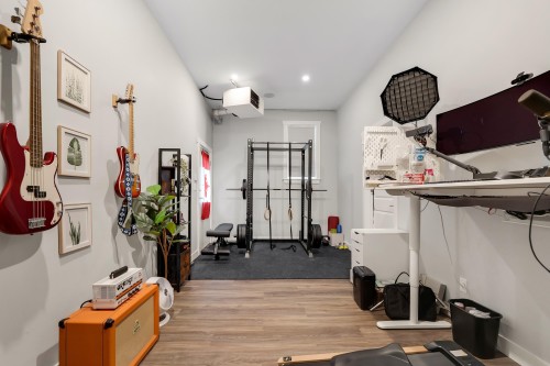 38618 Cherry Drive, Squamish, BC - Indoor Photo Showing Gym Room