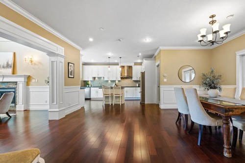 9200 Saunders Road, Richmond, BC - Indoor Photo Showing Dining Room