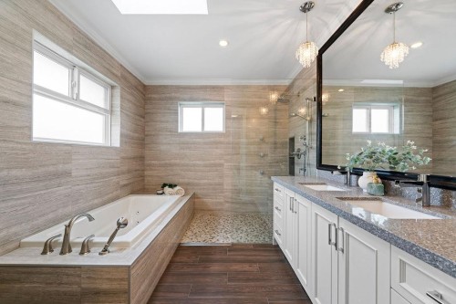 9200 Saunders Road, Richmond, BC - Indoor Photo Showing Bathroom