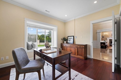 9200 Saunders Road, Richmond, BC - Indoor