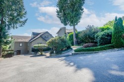2522 Nelson Avenue  West Vancouver, BC V7V 2R6