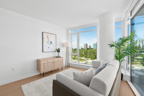 602-7683 Park Crescent, Burnaby, BC - Indoor Photo Showing Other Room