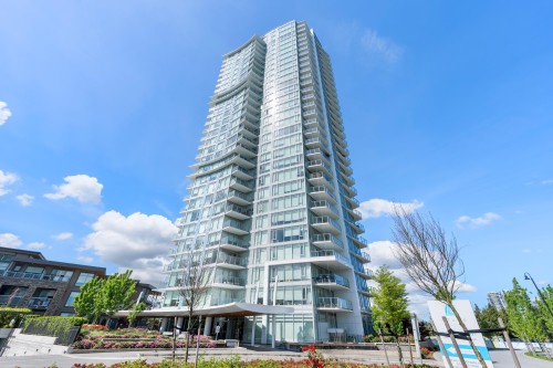 602-7683 Park Crescent, Burnaby, BC - Outdoor With Facade