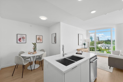 602-7683 Park Crescent, Burnaby, BC - Indoor