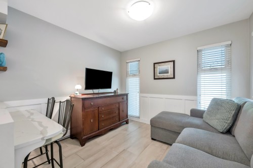 2-5600 Ladner Trunk Road, Delta, BC - Indoor