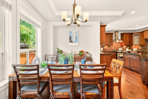 3401 Horizon Drive, Coquitlam, BC - Indoor Photo Showing Dining Room