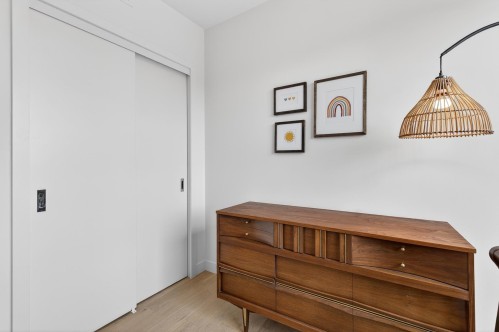 308-209 20 Avenue E, Vancouver, BC - Indoor Photo Showing Other Room